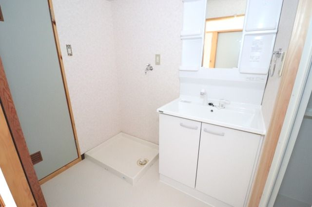 塩田町マンションの独立洗面台|独立洗面化粧台付き