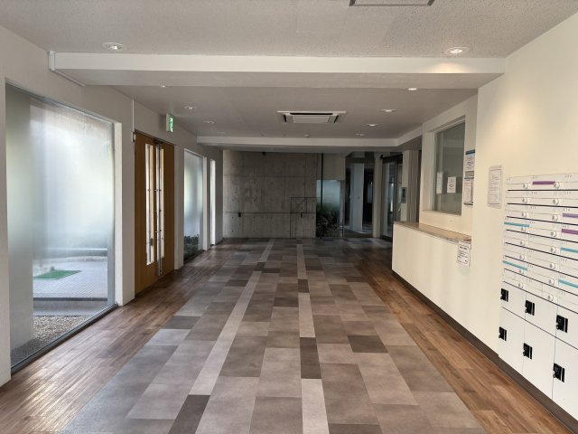 【エントランス】