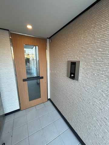 リブリ・草加西町のエントランス