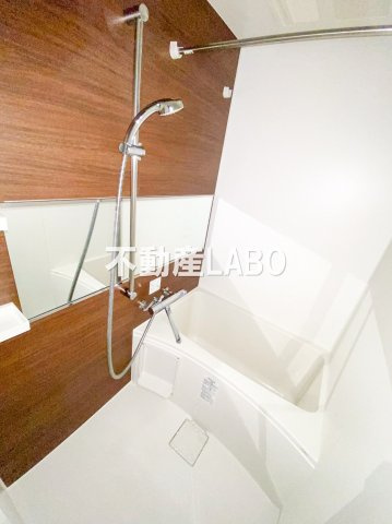 レオンコンフォート難波リオの浴室