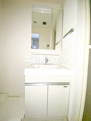 レオンコンフォート難波リオの洗面所