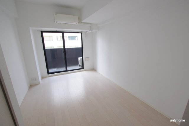 S-RESIDENCE新大阪駅前　仲介手数料無料の洋室