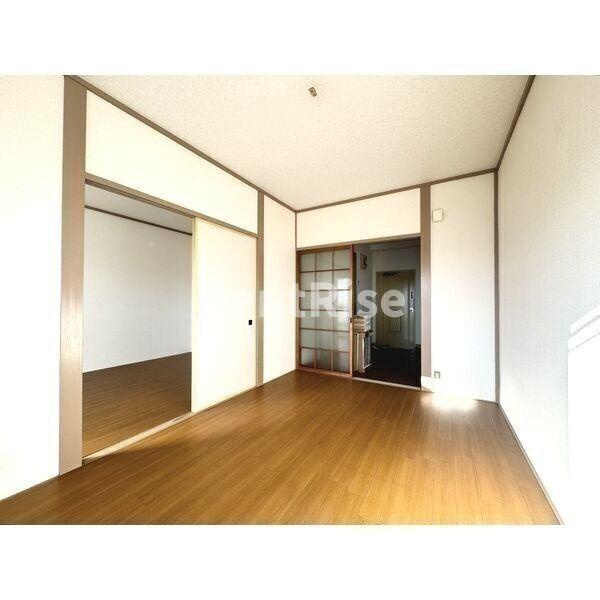 エクセランス稲島の寝室