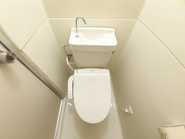 宍塚事務所の内装