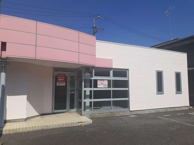 宍塚事務所の外観