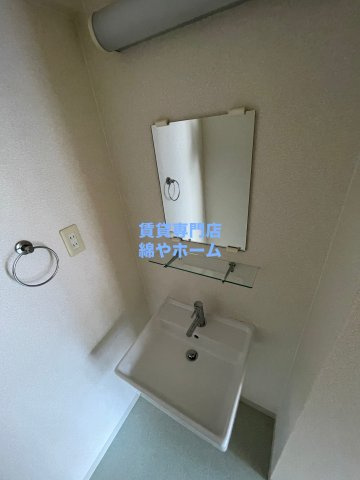 エルミタージュ難波南IIの独立洗面台|独立洗面台で身支度をすべて済ませてしまいましょう