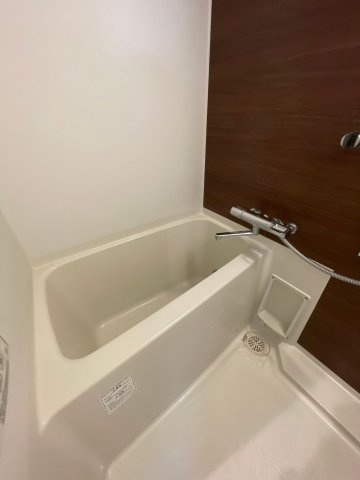 ＧＫレジデンス向月町（コウゲツチョウ）の浴室|きれいなお風呂です