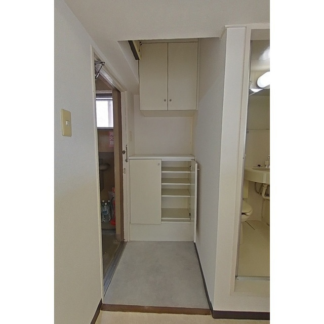 岐阜市県町２丁目の賃貸マンションの玄関|お問い合わせは美濃善不動産駅前店へ！