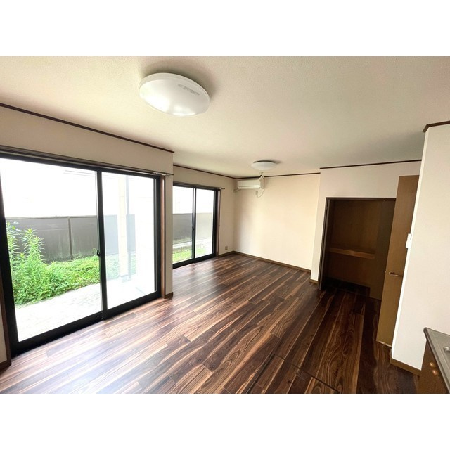 本巣郡北方町高屋太子２丁目の一戸建ての居間・リビング|ＬＤＫ