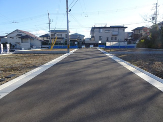 【前面道路含む現地写真】 | 川西市清和台東2丁目　35号地　建築条件無土地