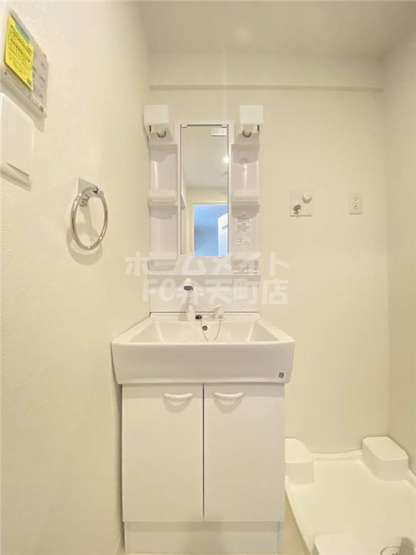 【洗面所】 | La Benten | スペースが確保できる洗面所です