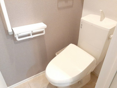 【トイレ】 | ニュー　ライジング　サン | ゆったりとした空間のトイレです