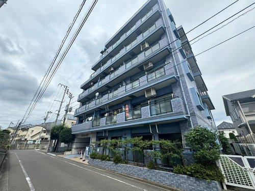 セザール一高南102の外観|家中を陽光が包み込む！陽当たりや通風を同時に叶え、住空間を快適に整える◎