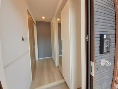 【玄関】 | ティエラ・ナタールⅠ | 落ち着いた玄関です