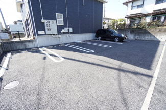 【駐車場】