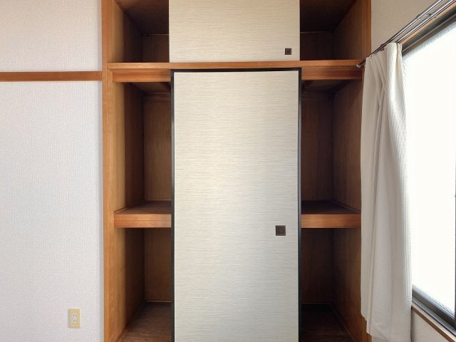 山口マンションの収納