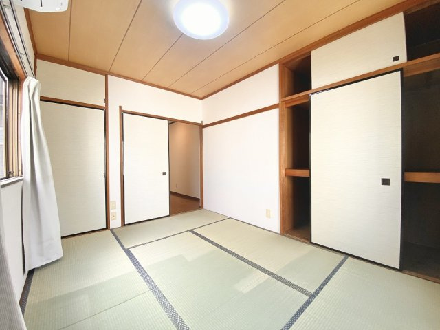 山口マンションの和室