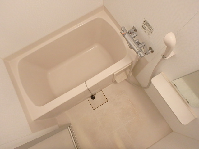 グランヴァンミッドイースト押上の浴室