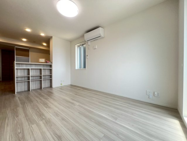 サンパティーク東町の居間・リビング