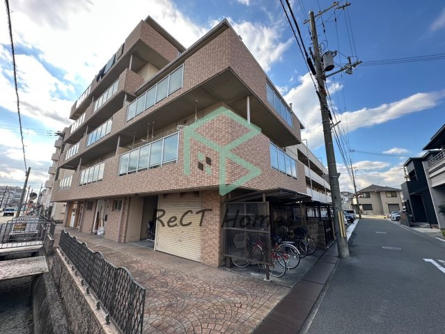 姫路市飾磨区三和町の賃貸マンションの外観