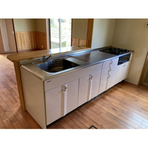 都城市甲斐元町の中古一戸建のキッチン