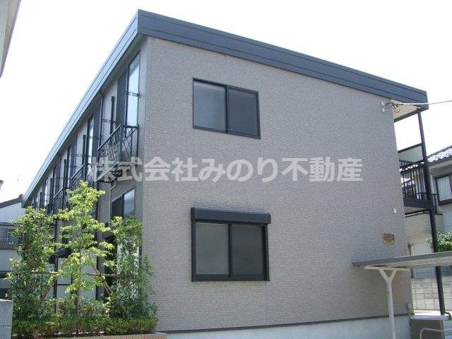 メインシティガーデンベレノスの外観