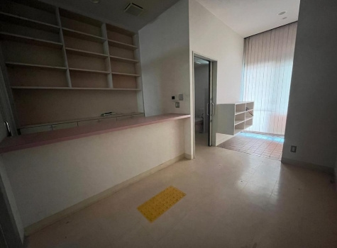 東医ビルのロビー