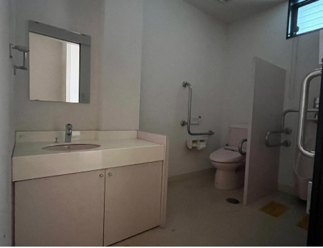 東医ビルの洗面所