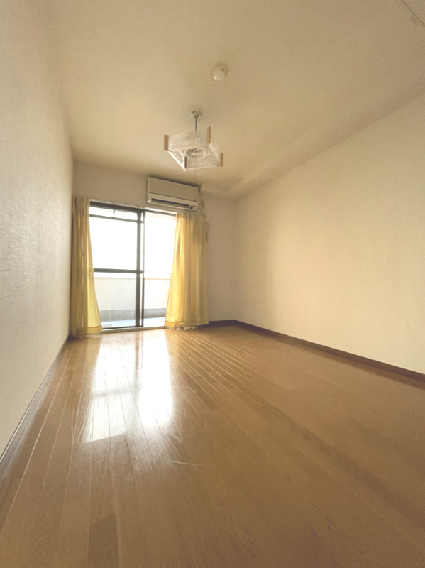 ダイアパレス中新町第3の洋室