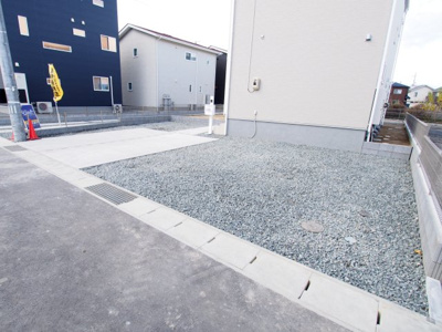 【駐車場】 | Livele Garden.S　太平寺久保　５号棟