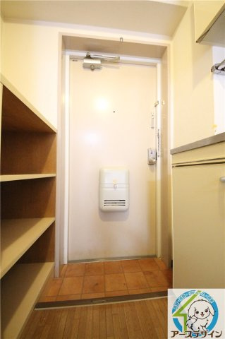 パラディッソコートの玄関|※類似部屋