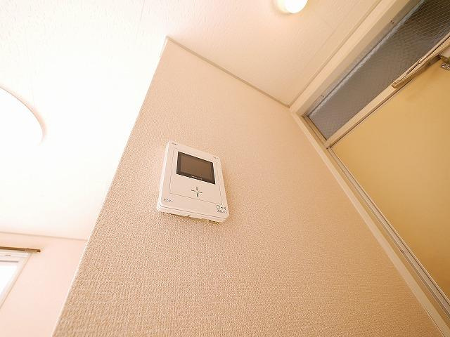 レジデンスボナール　Ⅰのセキュリティ|モニター付きインタホンです