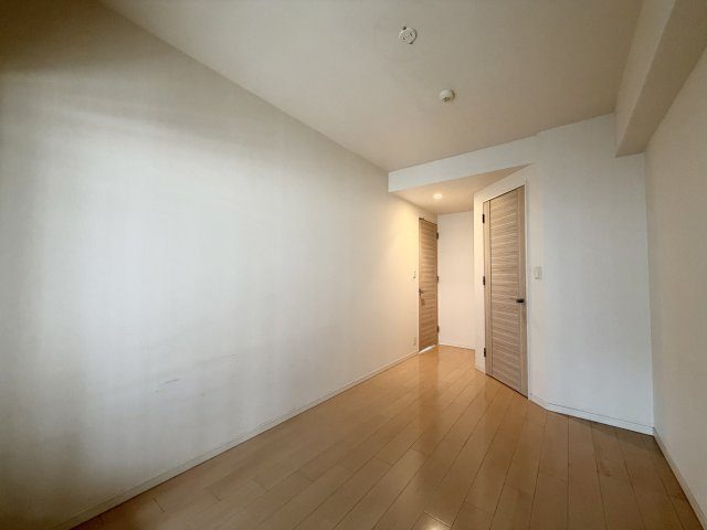 ネバーランド大津GRANBAY　5階の洋室|主寝室として使って頂くのも良いですね♫