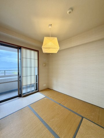 ネバーランド大津GRANBAY　5階の和室|約5帖の和室は落ち着いた雰囲気になってます◎