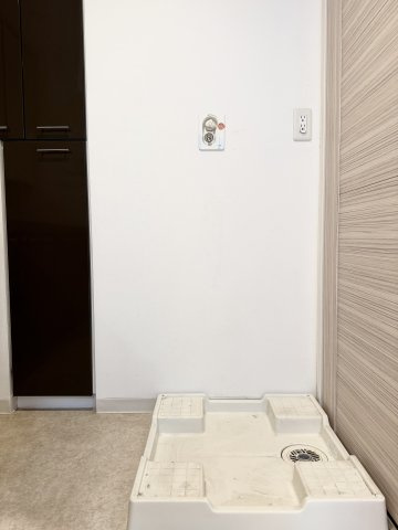 ネバーランド大津GRANBAY　5階のランドリースペース|洗濯機置き場はこちらになります♪