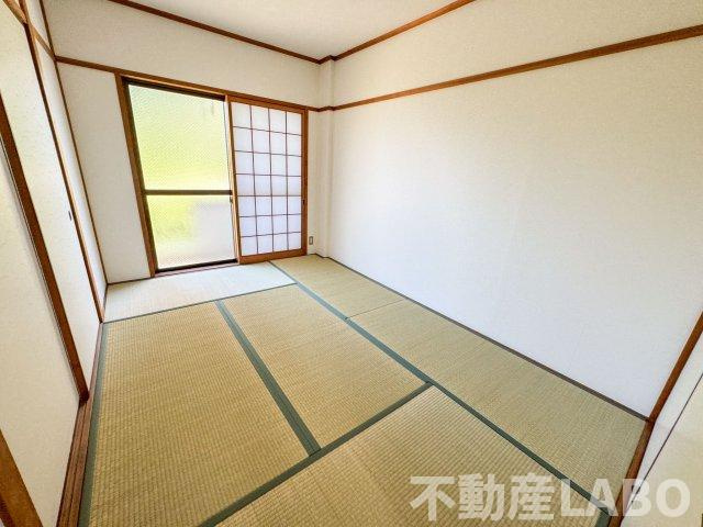 正岡マンションの寝室