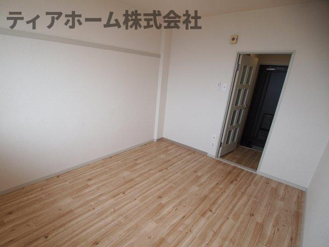 香芝市逢坂２丁目の賃貸マンションの洋室|スタンダードな洋室です