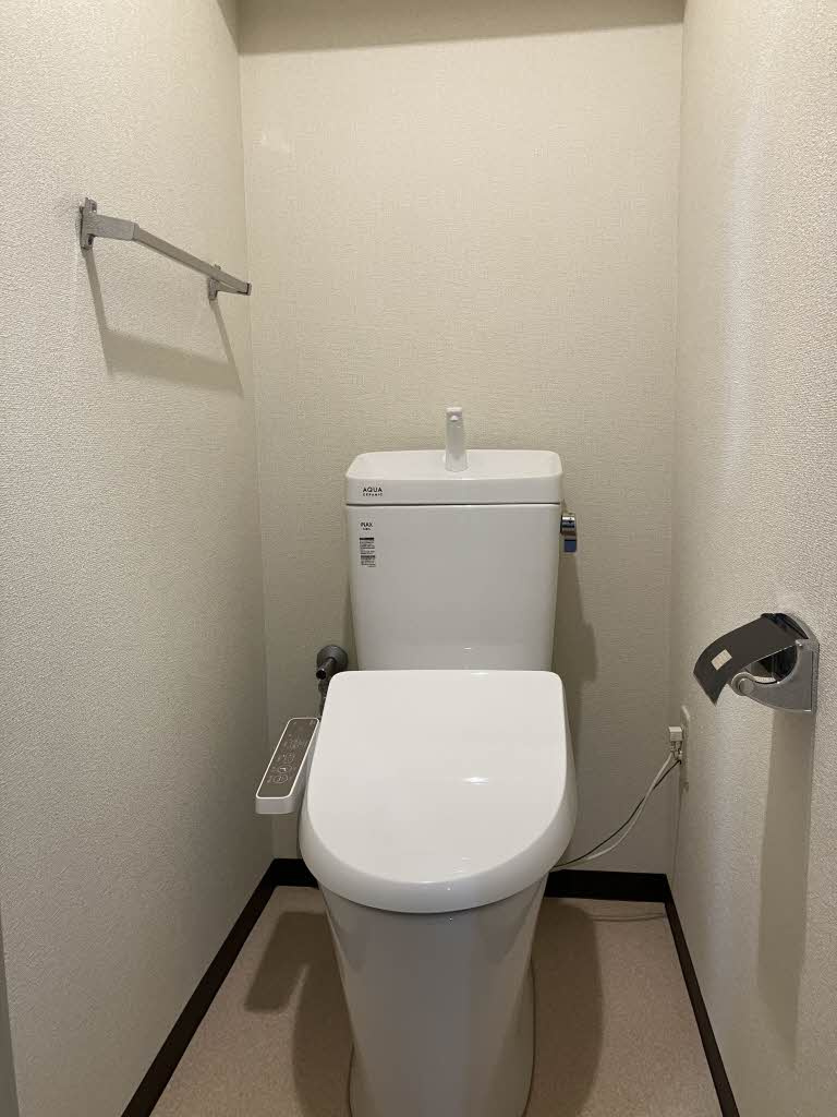 サンライズ三滝橋のトイレ|コンパクトで使いやすいトイレです