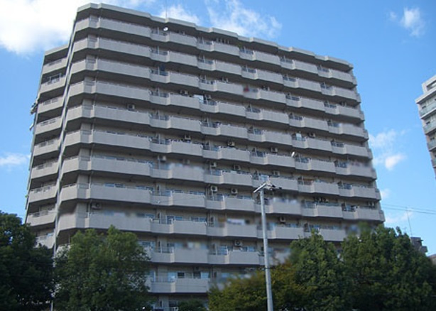 天王寺グランドハイツの外観