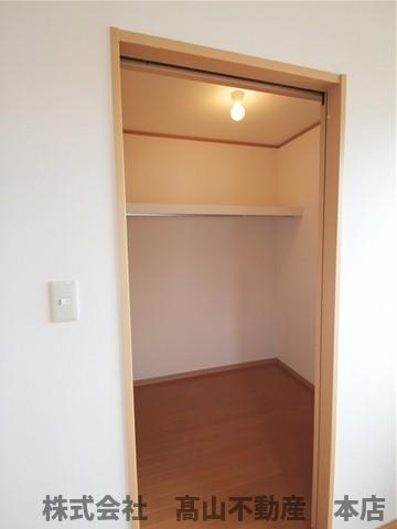 TownHillsBの収納