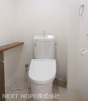 【トイレ】 | 【リフォーム済み！】サニークレストグランテージ園田 | 新品のトイレです♪温水洗浄便座です！水廻り全てが新品で気持ちよくご入居していただけます！