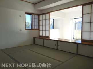 【和室】 | 【リフォーム済み！】サニークレストグランテージ園田 | 和室６帖です♪障子をオープンにしていただくとリビングが一望できます！！