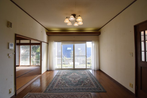 【居間・リビング】 | 大室高原別荘地　戸建