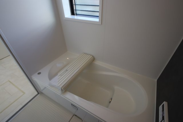 《仲介手数料無料》北区日進町１丁目35-41(全1戸)新築一戸建ての浴室|撮影日 2024年12月6日 13:00 晴れ