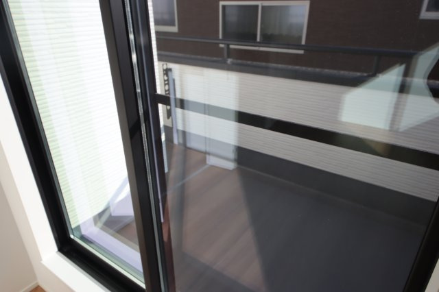 《仲介手数料無料》北区日進町１丁目35-41(全1戸)新築一戸建てのバルコニー|撮影日 2024年12月6日 13:00 晴れ