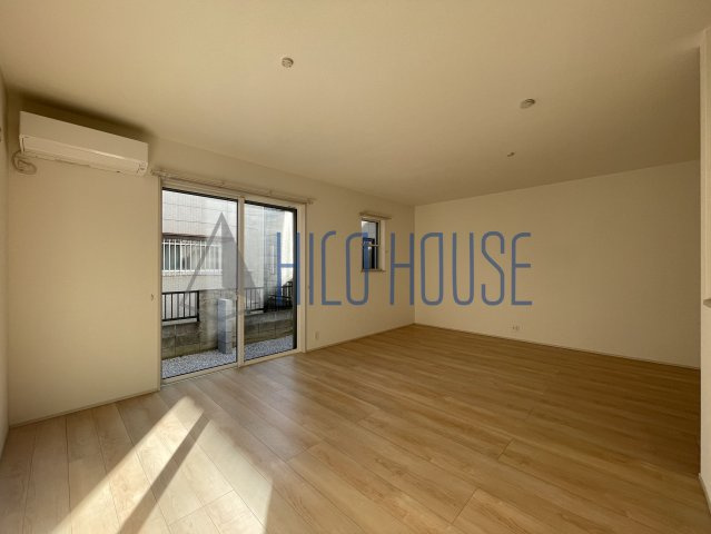 Sumai-to川越市かすみ野01の居間・リビング