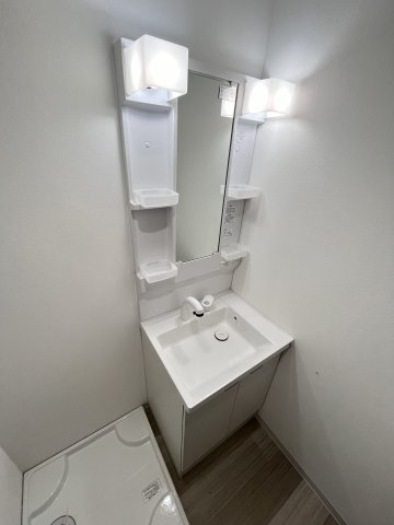 大阪市都島区都島北通１丁目のアパートの独立洗面台