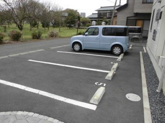 【駐車場】