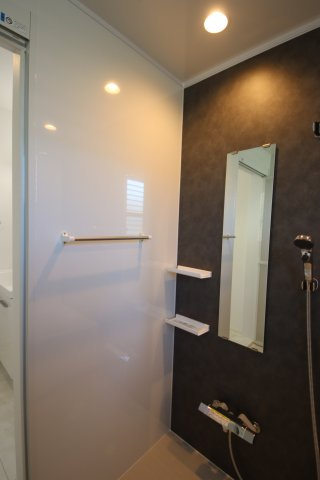 《仲介手数料無料》北区日進町２丁目55-1(全1戸)新築一戸建ての浴室|撮影日 2024年12月23日 12:40 晴れ