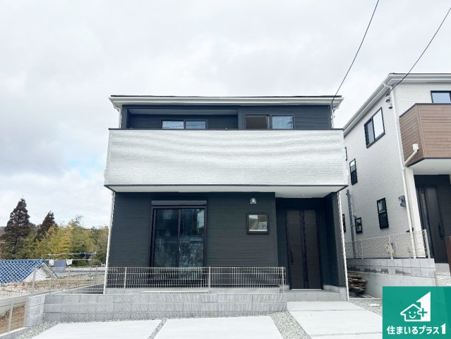 神戸市北区鈴蘭台北町　第12期　新築一戸建てのトイレ|シンプルなトイレは落ち着く空間！お手入れも簡単です！